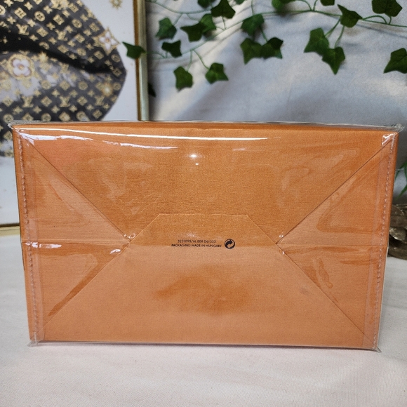 Authentic Louis Vuitton Retail Shoppiny Bag in A PVC Tote - Picture 7 of 8